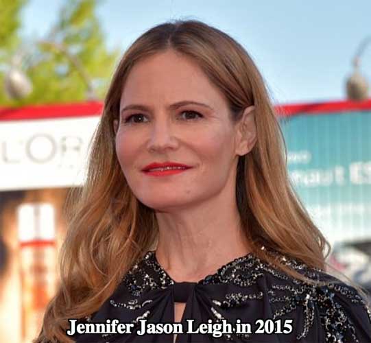 Jennifer Jason Leigh 