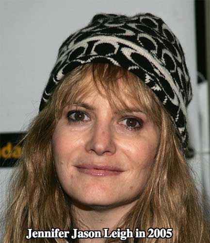 Jennifer Jason Leigh 