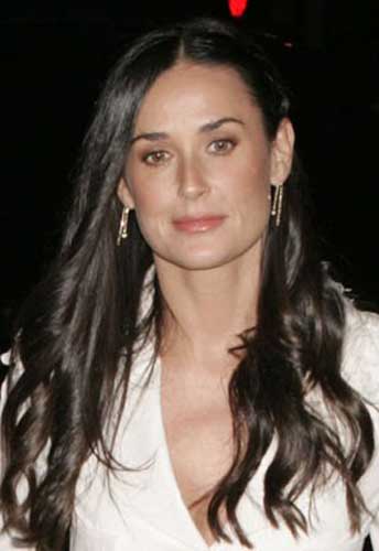 demi-moore-plastic-surgery-face