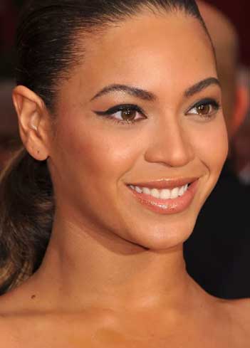 Beyonce plastic surgery