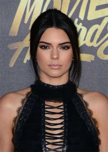 Kendall Jenner Plastic surgery 