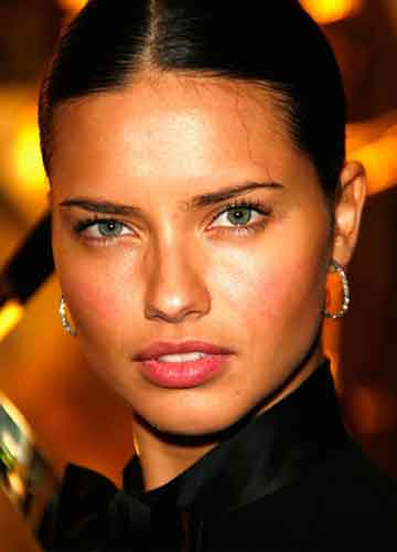 Adriana Lima Plastic Surgery